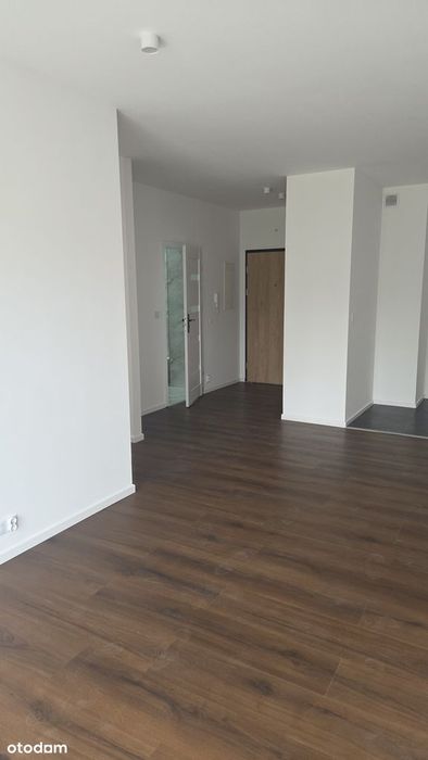 Wyjątkowe 3 Pokoje W Nowym Apartamentowcu