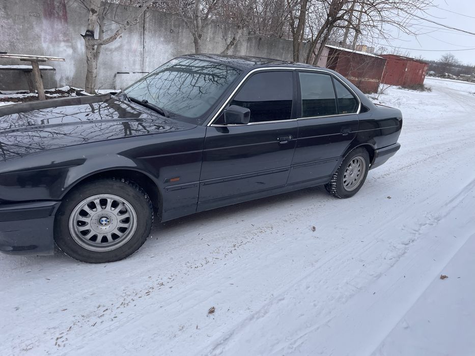Продам бмв е34 m50b20