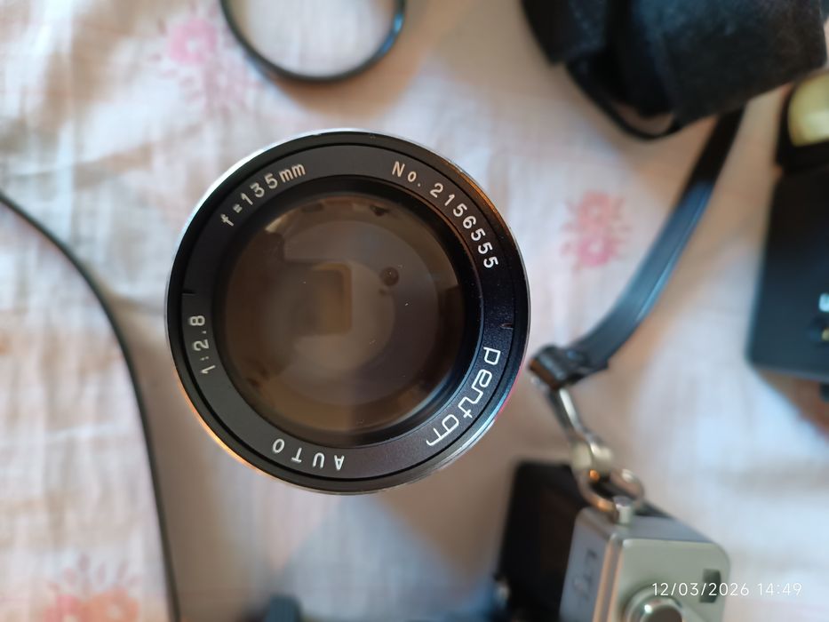 Câmera analógica 35mm Praktica LTL3