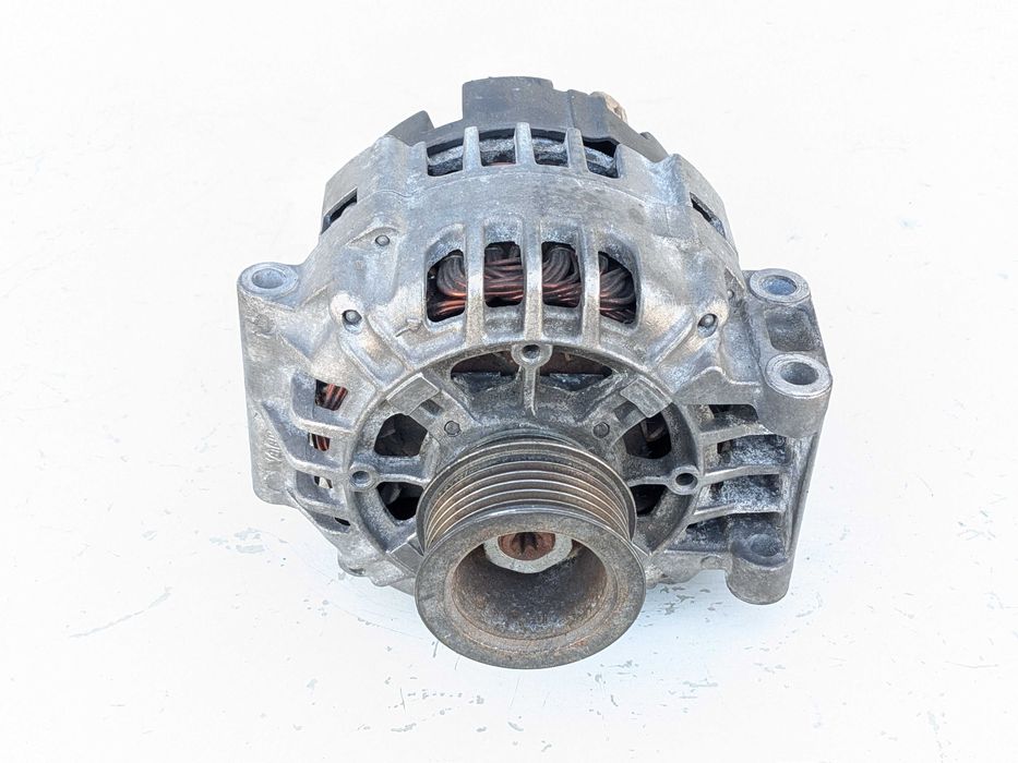 Генератор Renault Logan Sandero Symbol Thalia Megan Scenic 1.4 1.6/95A