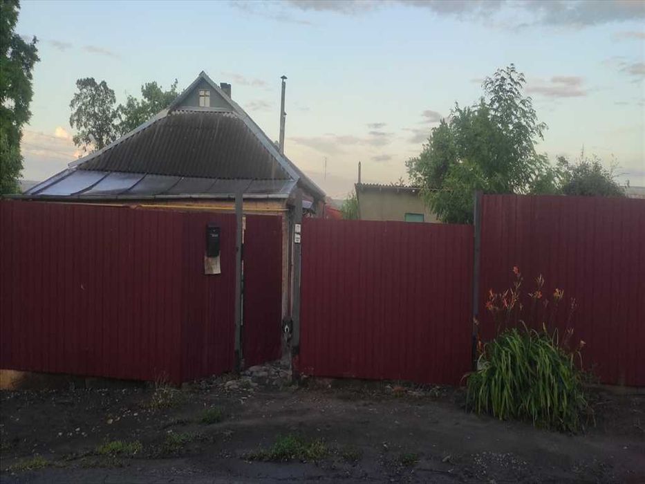 Приватний будинок в Карлівці!