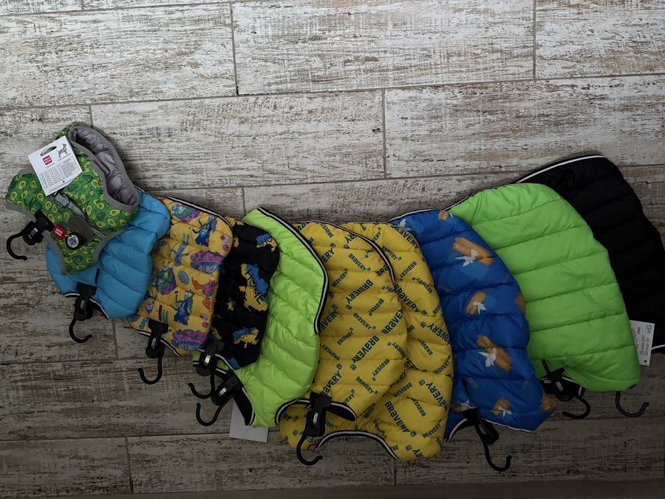 Распродажа куртка накидка для собак , размеры остатка в описания