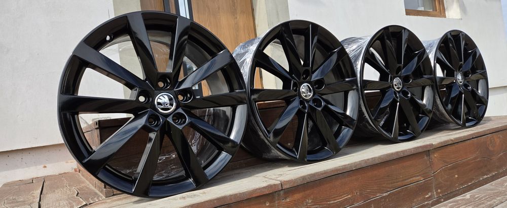 18 5x112 OEM Skoda Octavia 3 jak nowe Superb