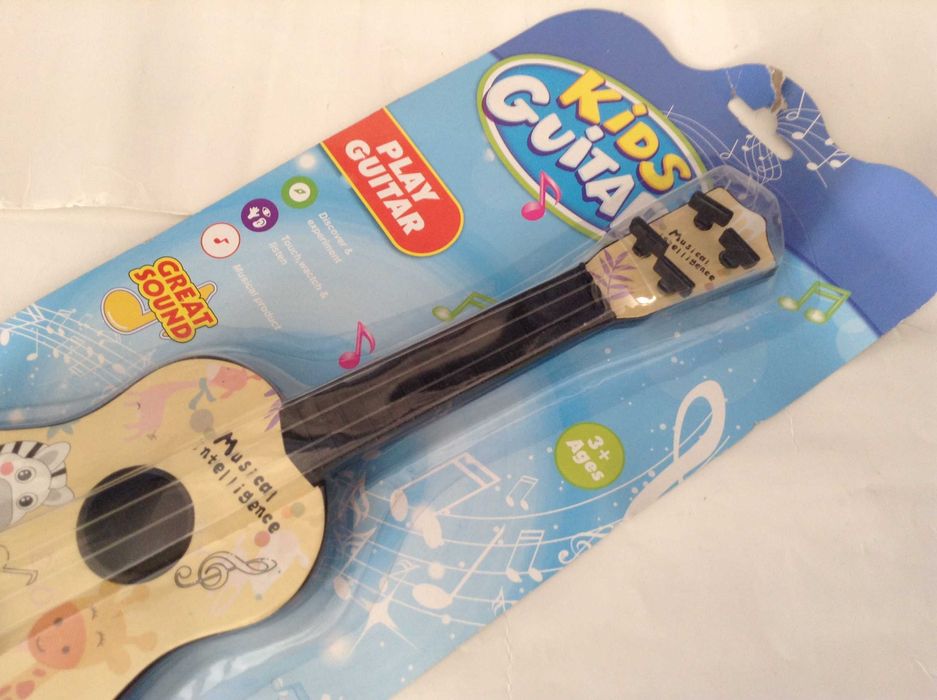Гитара Kids Guitar музыкальная четырехструнная