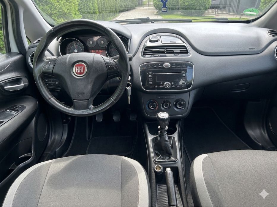 Fiat Punto Evo  Rezerwacja ! Rok Gwarancja GetHelp w cenie !