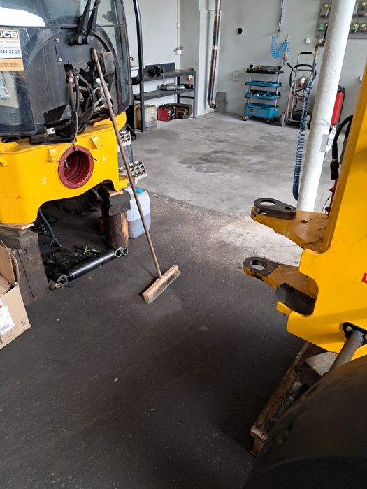 Serwis mobilny naprawa koparek diagnostyka Jcb Cat Atlas Case Liebherr