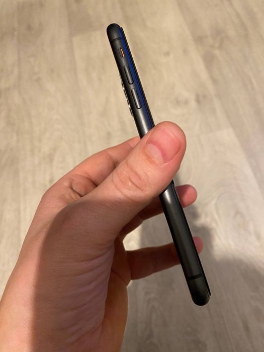 Продам срочно iphone 11