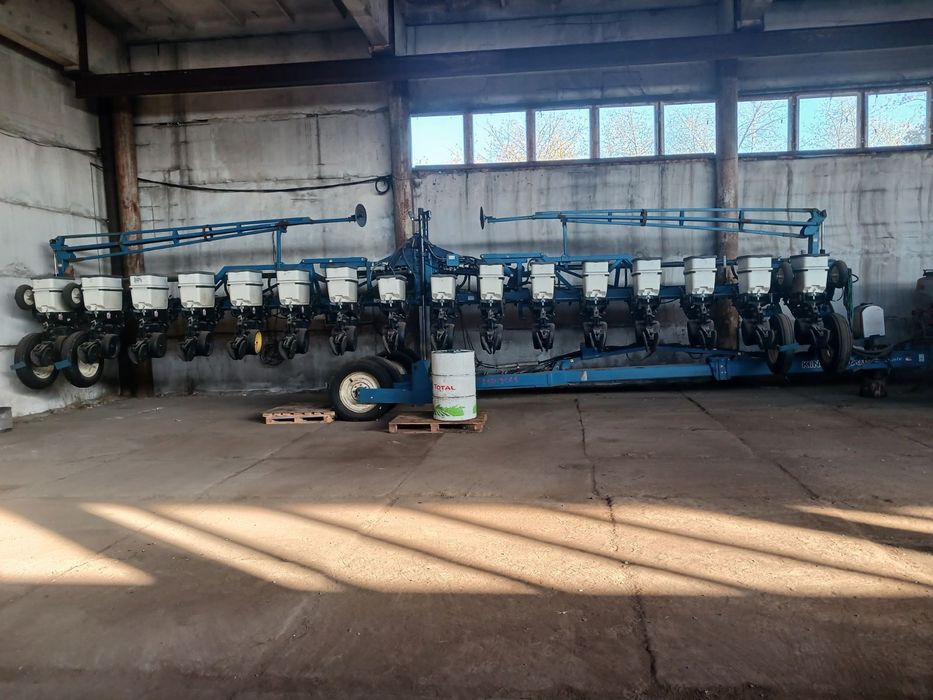 Продається сівалка Kinze 3600