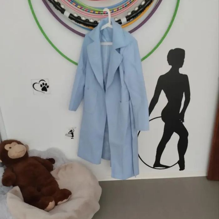 Пальто жіноче блакитне