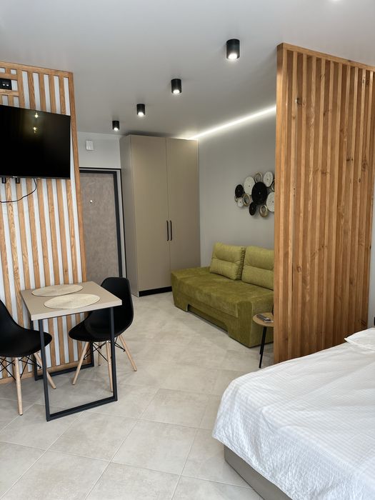 ПОГОДИННО 600 Яровиця, дрім таун, кондеціонер!