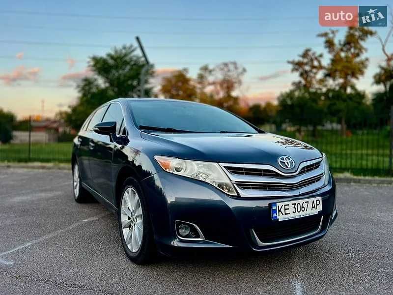 Авто Тойота Венза