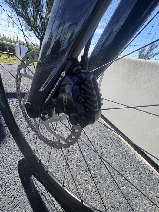 Bicicleta Elétrica de Estrada Van Rysel E-EDR CF em  Carbono com grupo eléctrico DI2