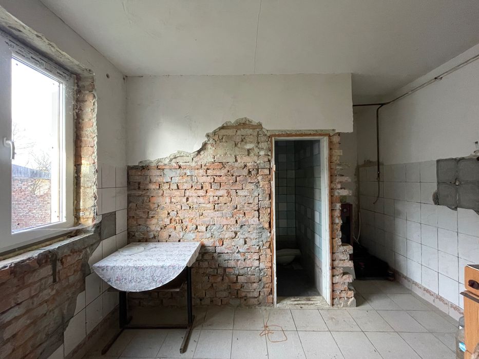 Будинок с. Оболоння, 3 км від м. Долина