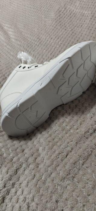 Nowe damskie śniegowce ocieplane