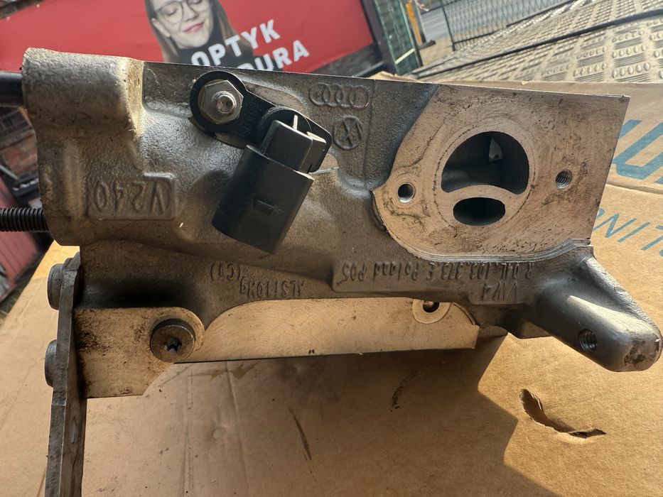Głowica oryginał Volkswagen 04L103064F sprawna 1.6 TDI