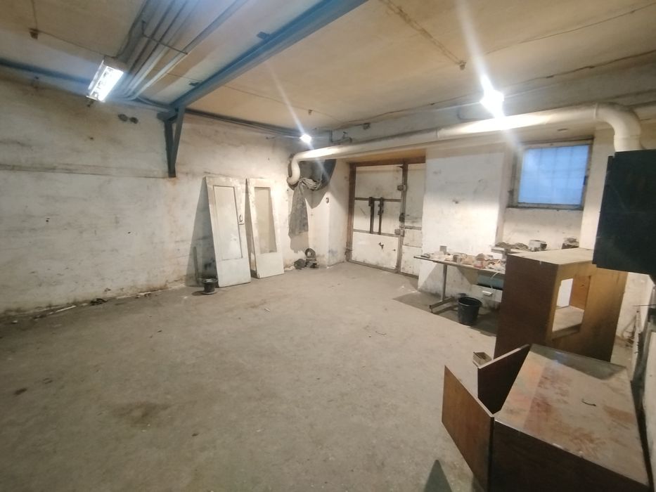 Комерційне приміщення для ведення бізнесу 200м². р-н Осташівки