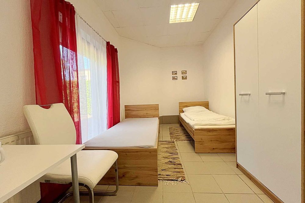 Pokoje pracownicze ,dla pracowników, kwatery pracownicze, wynajem