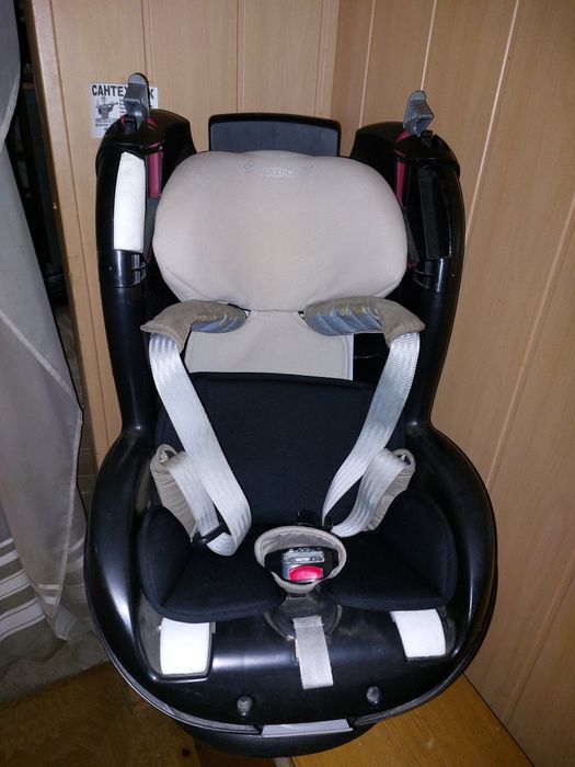 Детское автокресло Maxi cosi 8-18 кг/вкладыши