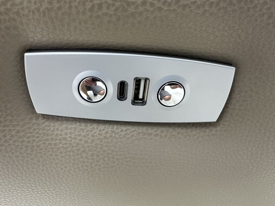 Новий,фірмовий,шкіряний диван електро