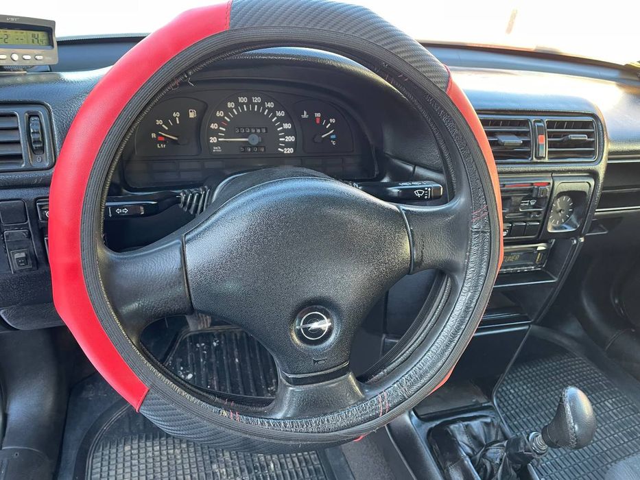 Opel Vectra на Газу!Опель вектра с газом!!!