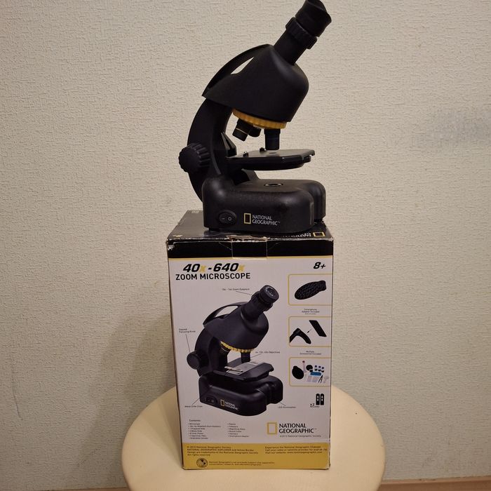 Микроскоп National Geographik 40x-640x з адаптром для смартфона