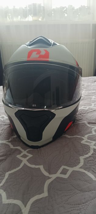 Продам мотошолом в гарному стані