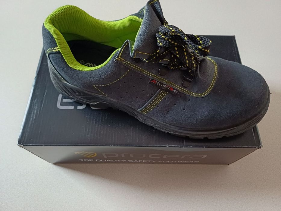 Pracownicy buty męskiej