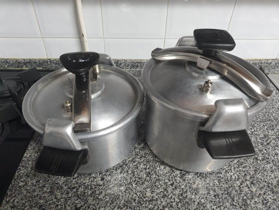 Panela de pressão Flama 5 Litros