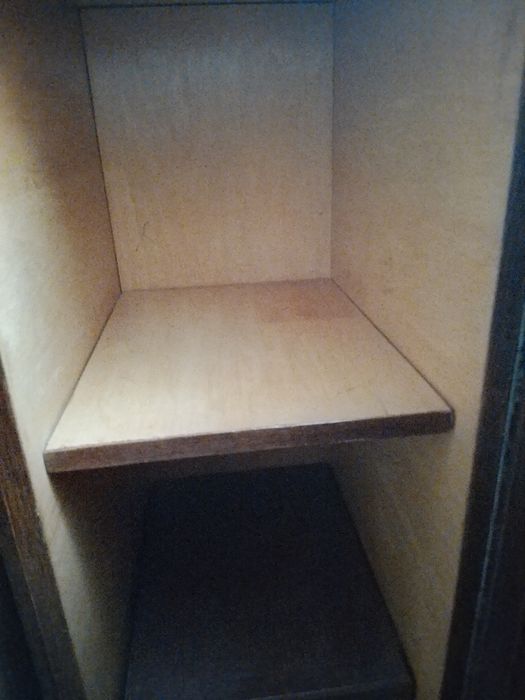 Продам стол книжку