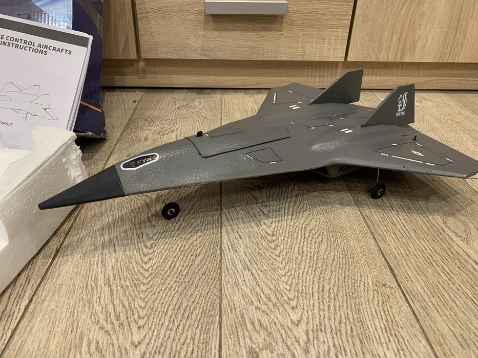 Samolot RC  FX9672