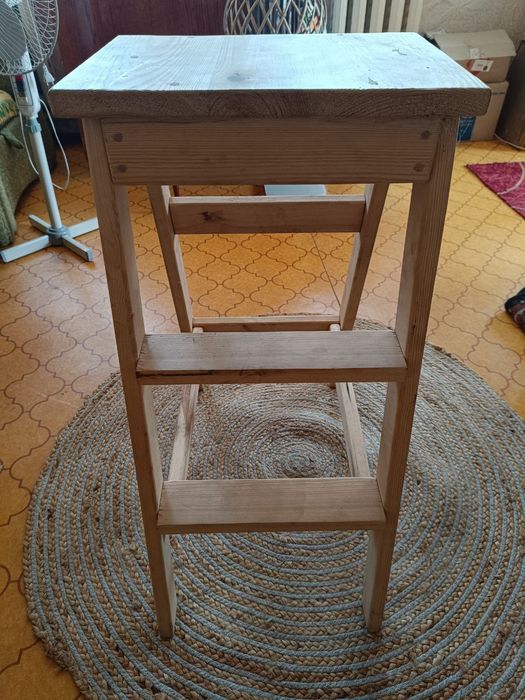 Продам підставку