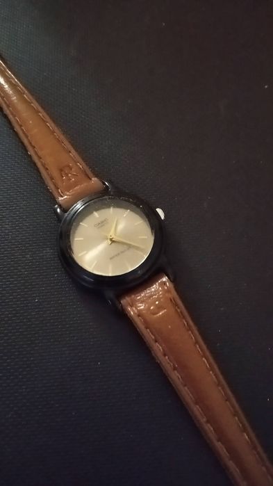 Годинник жіночий наручний Casio LQ 112 бу