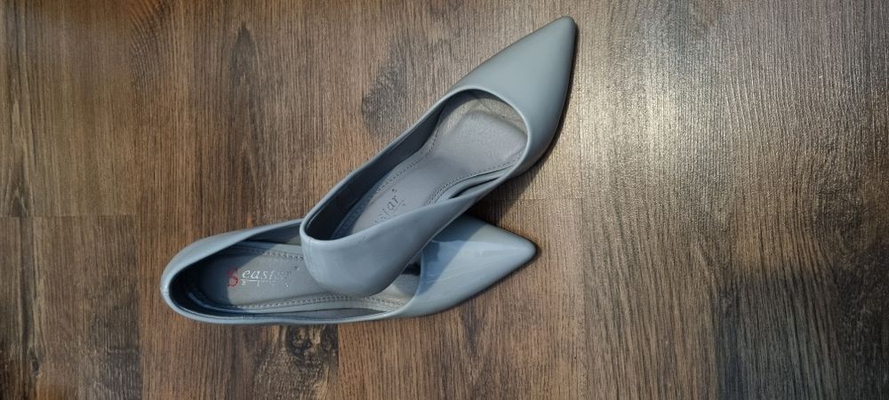 Szpilki buty na obcasie kolor szary gołębi popiel