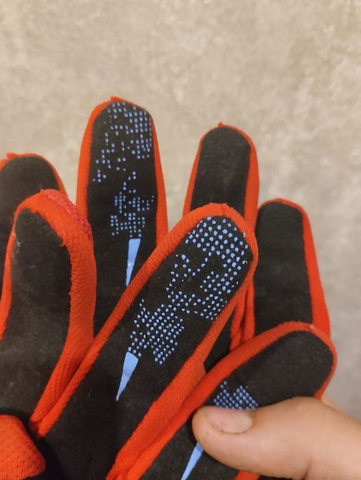 Шолом мото, рукавиці вело/мото