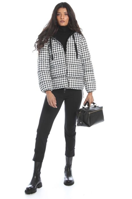 Елегантний двосторонній пуховик Max Mara