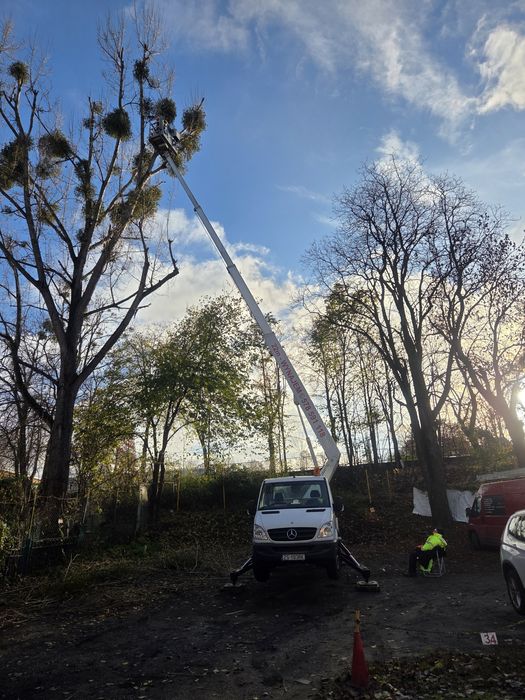 Podnośnik koszowy zwyżka 22m. Wynajem usługi. 150zl/h