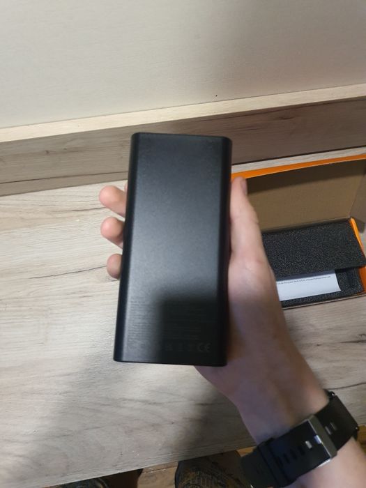 Повністю новий робочий power bank на 20000mah