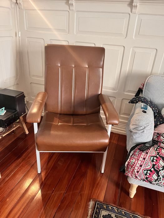 Poltrona Vintage de napa em ótimo estado