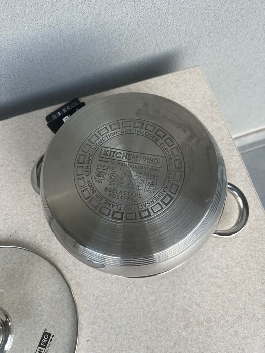 (3.6 л) Каструля з кришкою