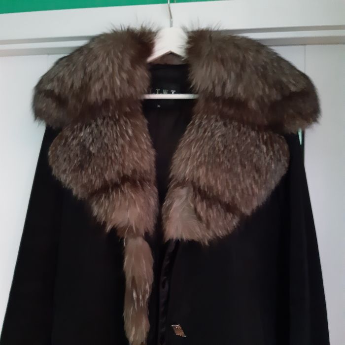 Podpinka z krolika kołnierz i  kaptur z lisa