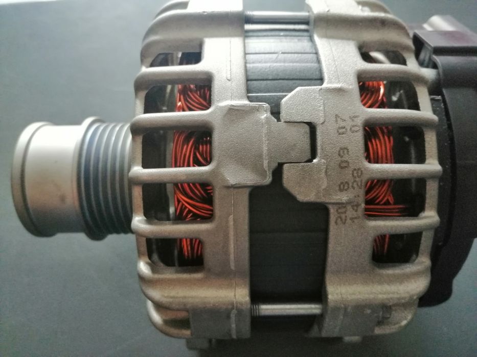 Alternador novo para várias viaturas do grupo VAG (1.0 1.4 1.5 TSI)
