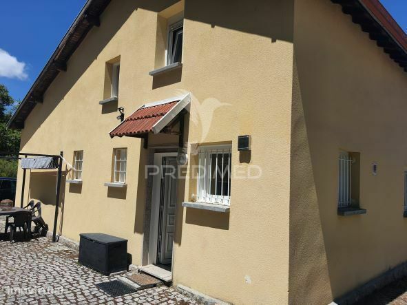 Moradia T3 — Venda Nova E Pondras, Vila Real
