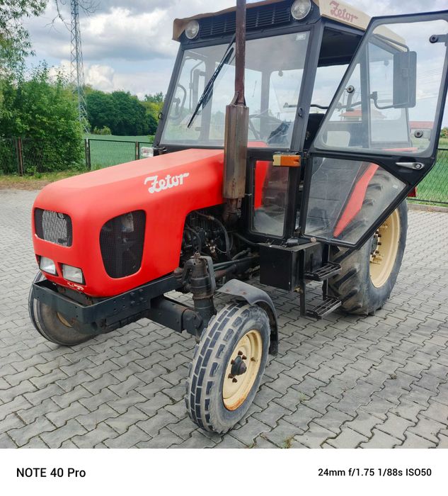 ciągnik rolniczy  zetor 5211