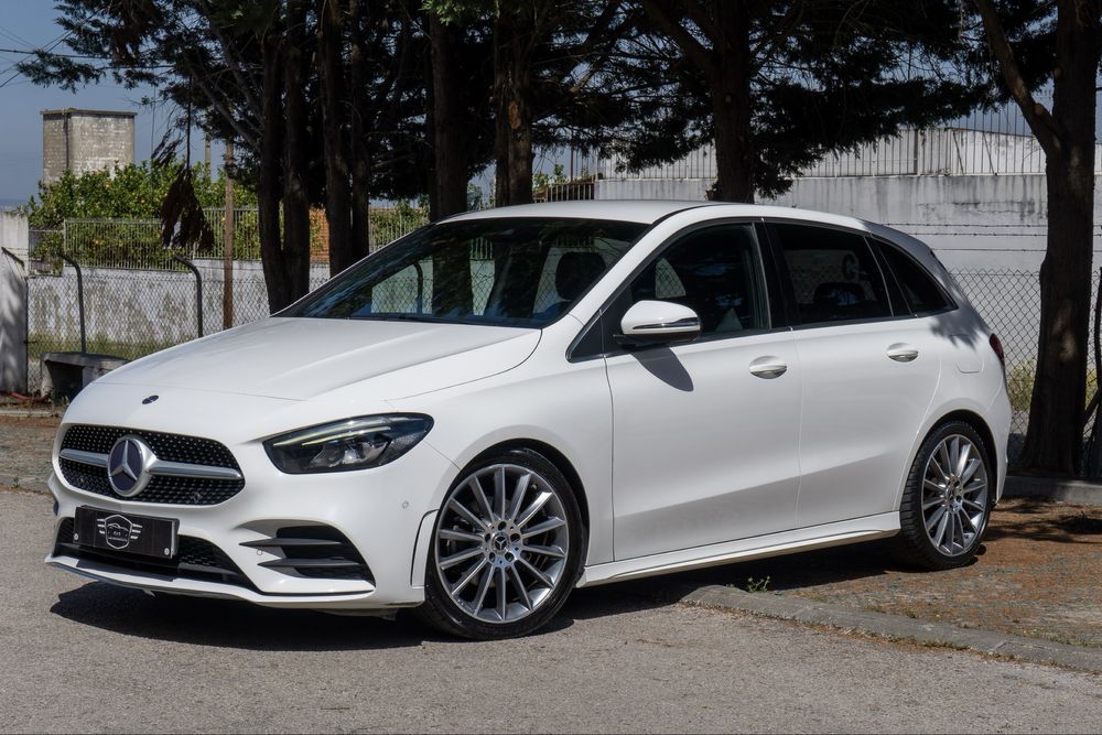 Mercedes-Benz B 180 AMG Line 7G-DCT (financiamento disponível)