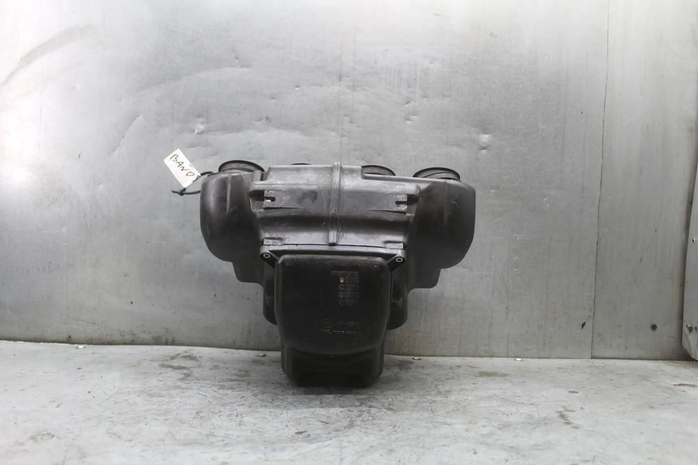Suzuki Bandit GSF 600 03r Airbox filtr powietrza obudowa króćce