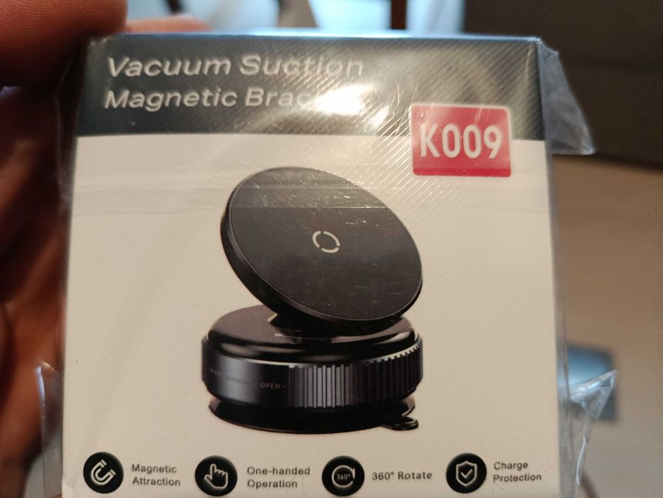 Magnetyczny uchwyt na telefon