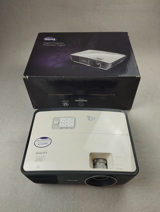 Projektor BenQ W750