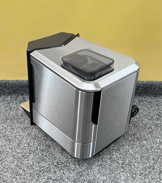 Кофемашина Siemens EQ.9 S300 T1903509DE Автоматическая Premium EU