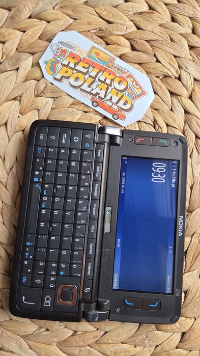 Nokia E90 PL bez simloka uszkodzona