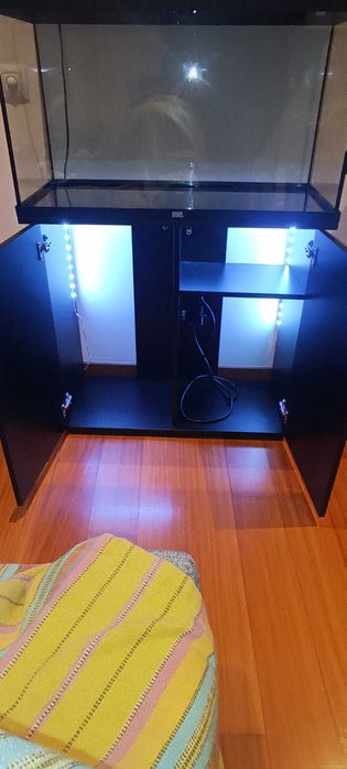 Aquário e Móvel Juwel Rio 125 Led